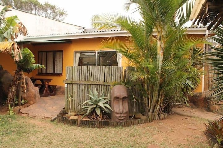 Flintstones Guest House Durban photo 5