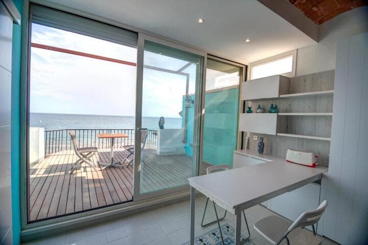 Blue sea front by Hello Homes Sitges photo 3