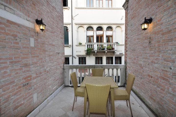 Casa Dei Pittori Venice Apartments photo 4