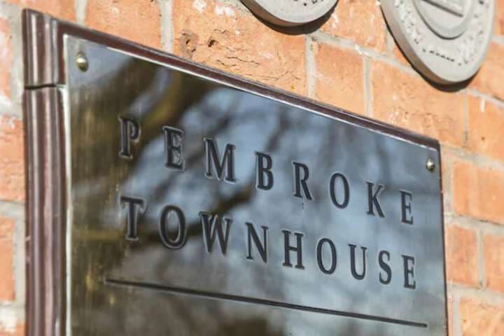 Pembroke Townhouse photo 3