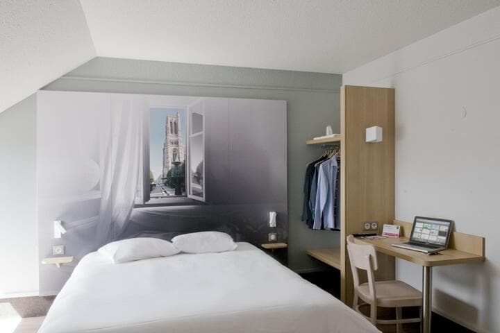 B&B HOTEL Saint Quentin photo 2