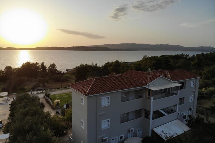 Oskars Studios & Apartments photo 3