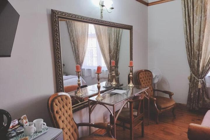 Oregon Place Guest House photo 4