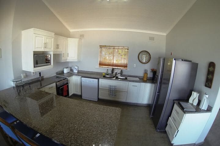 Amanzi Beach House photo 3