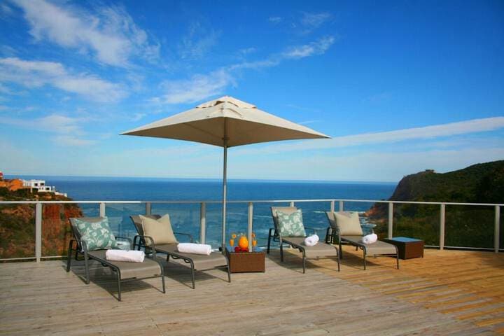Headlands House Guest Lodge photo 4