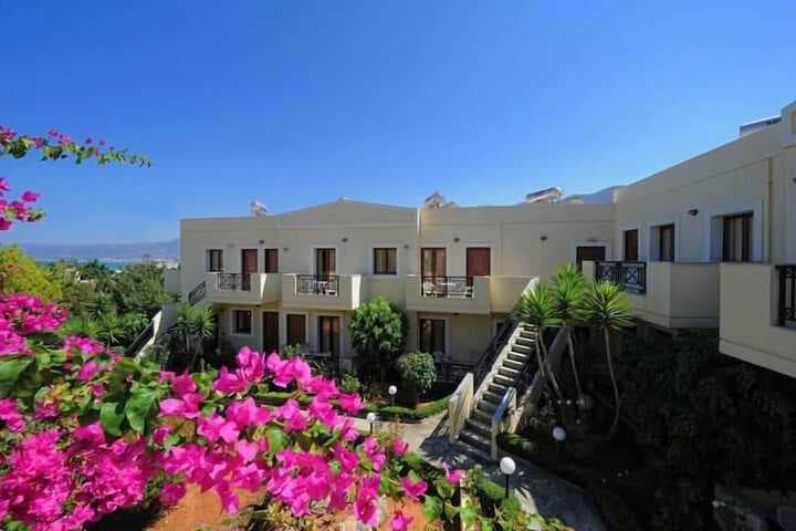 Maria Lambis Apartments photo 4