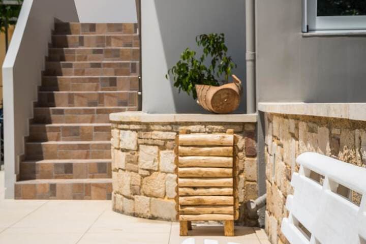 Irini Stalos Apartments photo 2