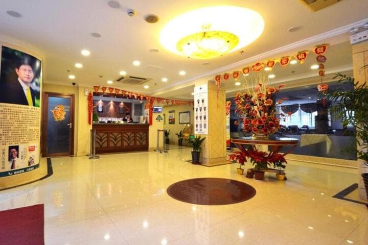 Greentree Inn Shanghai Jingan Railway Station Xinzha Road Business Hotel photo 5