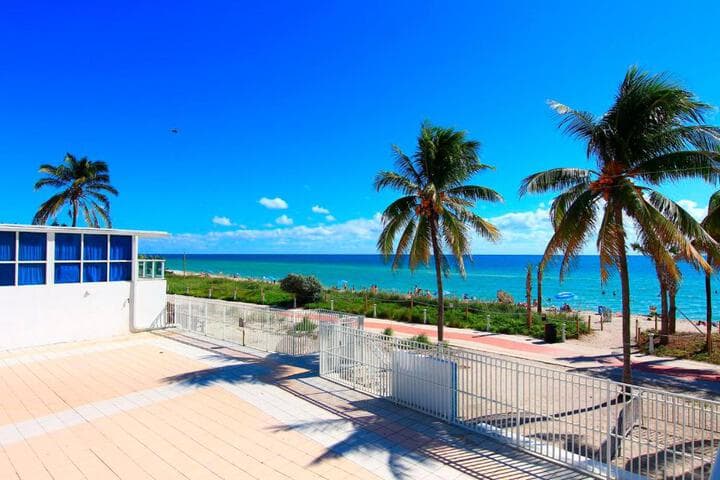 Miami Beach Apartments by MiaRentals photo 2