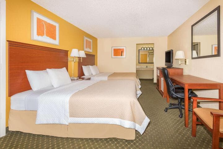 Days Inn by Wyndham Buffalo WY photo 4