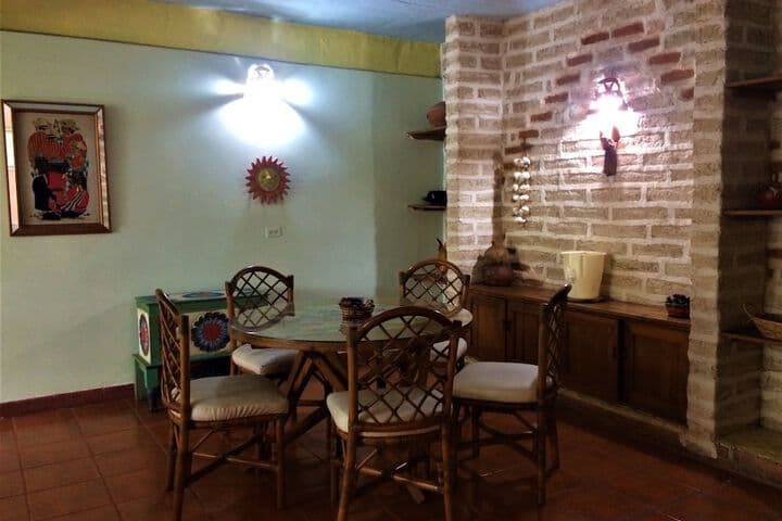 Eco Suites Uxlabil Guatemala City photo 4