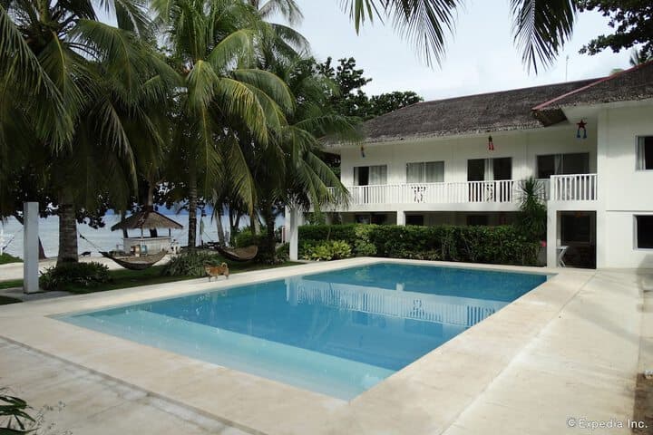 Momo Beach House photo 4