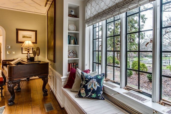 Julian Price House photo 5