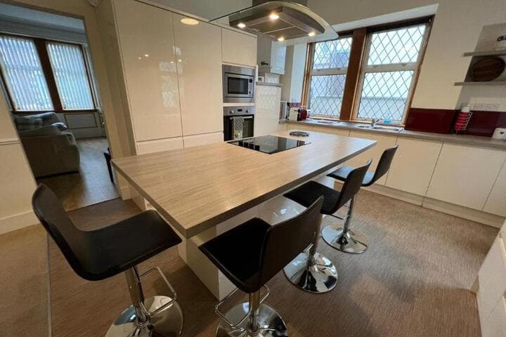 Ashley House photo 1