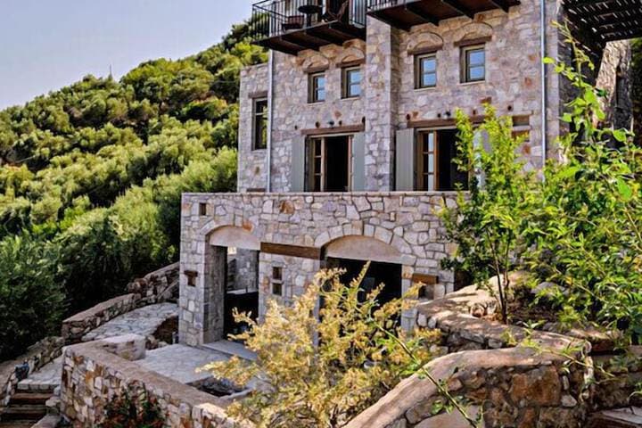 Diotimas Homes photo 3