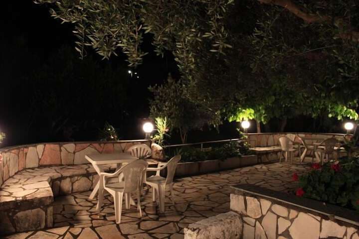 Ballas Apartments photo 4