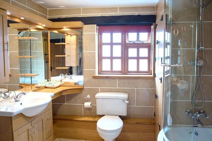 Yew Tree Cottage photo 3