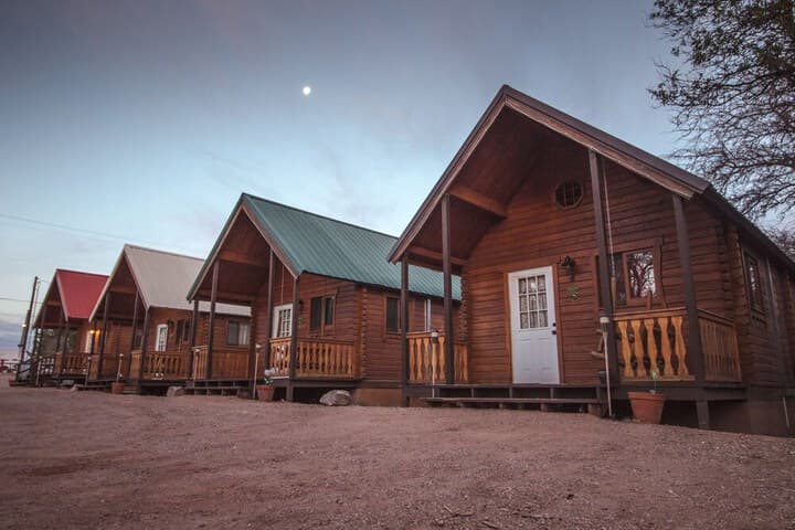 Katies Cozy Cabins photo 2