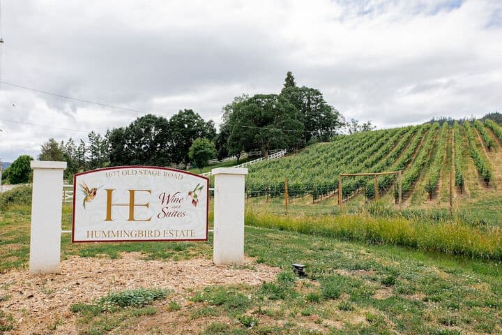 Hummingbird Estate Wine & Suites photo 3