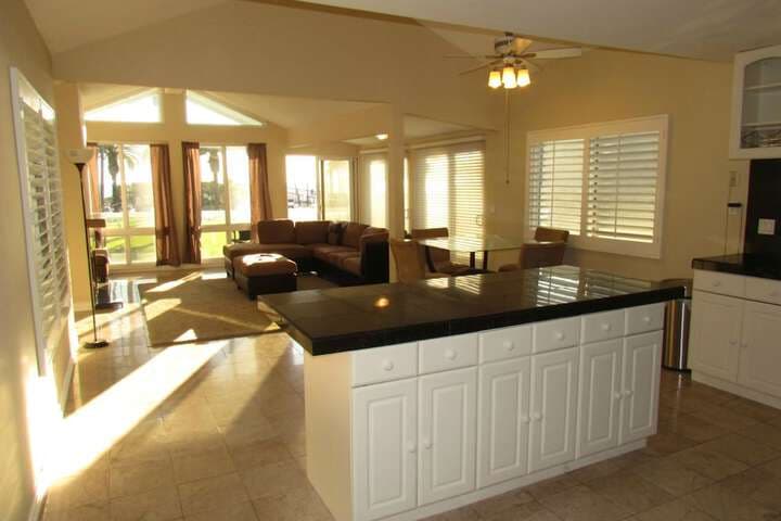 3 Bedroom Duplex with Ocean View photo 4