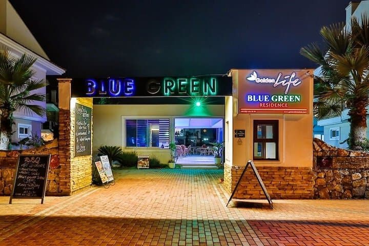 Golden Life Blue Green Residence photo 4