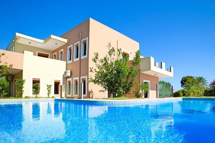 Island Suites photo 1