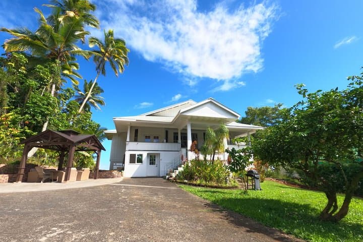 Hilo Bay Oceanfront B&B photo 4