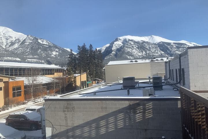 Party Hostel Canmore Hotel Hostel photo 2