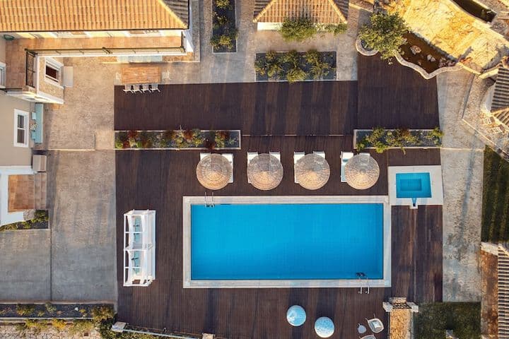 Serenus Luxury Villa photo 4