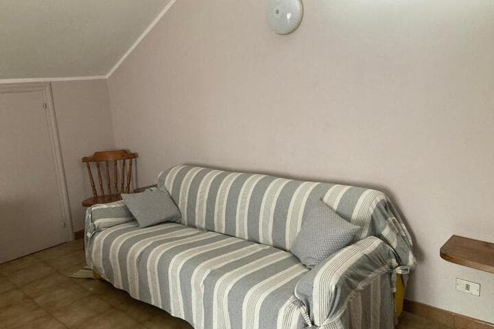 Joe house photo 3