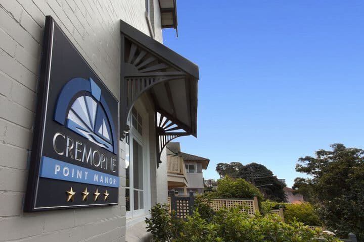 Cremorne Point Manor photo 5