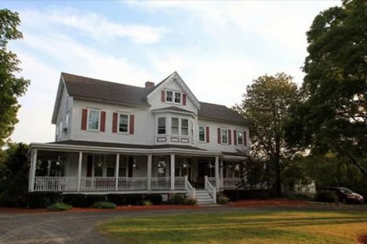 The Dominion House Bed & Breakfast photo 2
