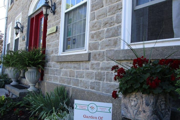 Sir Isaac Brock B&B Luxury Suites photo 3