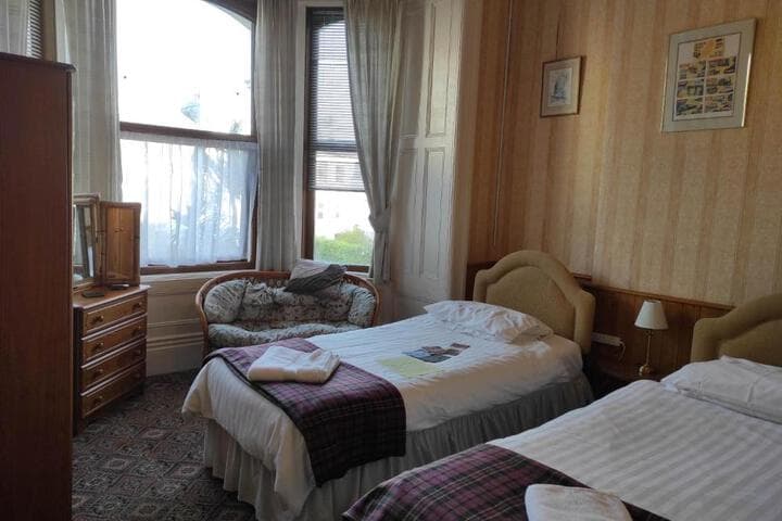 All Seasons Guesthouse photo 3
