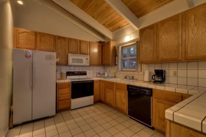 3851 Saddle Road photo 3
