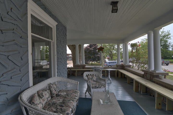 Charlevoix House photo 4