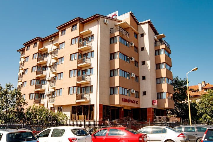 Lira Pacific Aparthotel photo 4