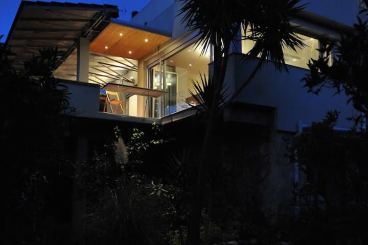Makhairoí destination view