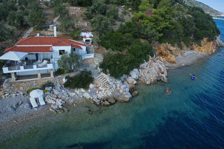 Mourterón destination view