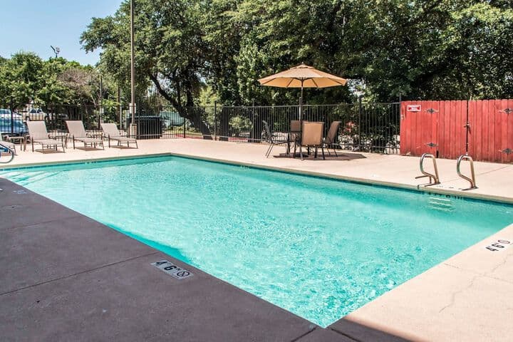 Spark by Hilton Round Rock photo 3