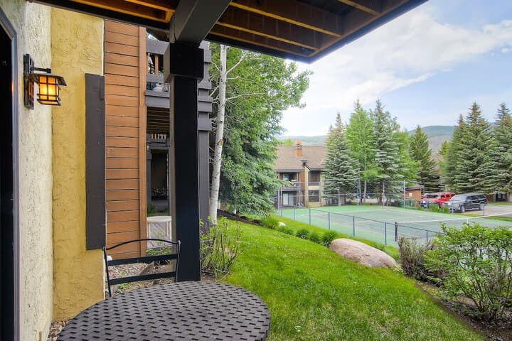 Ridgepoint Townhomes by East West Hospitality photo 3