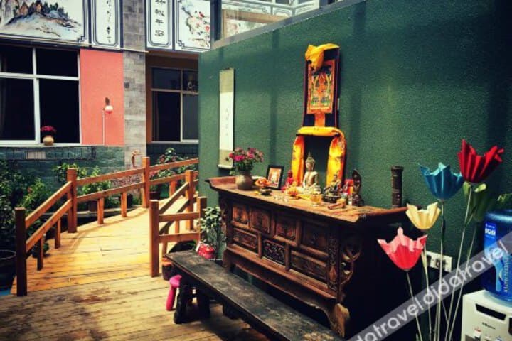 V Hostel photo 5