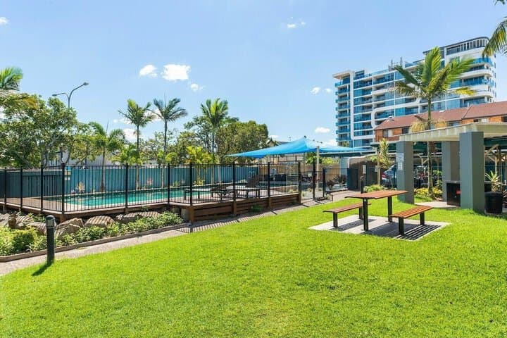 Broadwater Keys photo 5