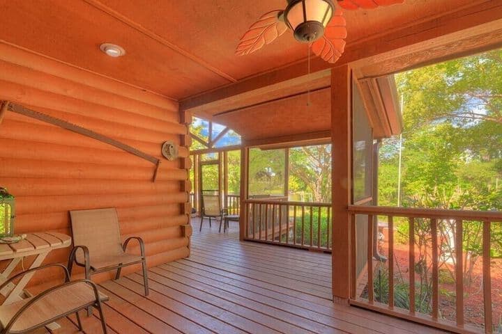 Cabin on the Lake photo 5