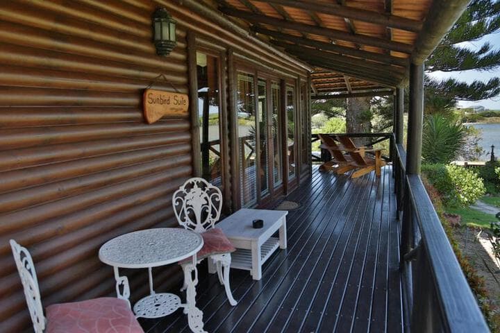 Waterside Lodge photo 2