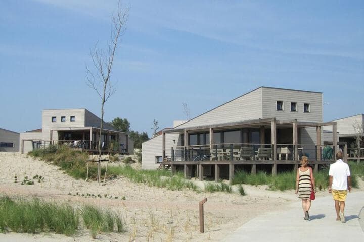 Oasis Punt West Hotel & Beach Resort photo 5
