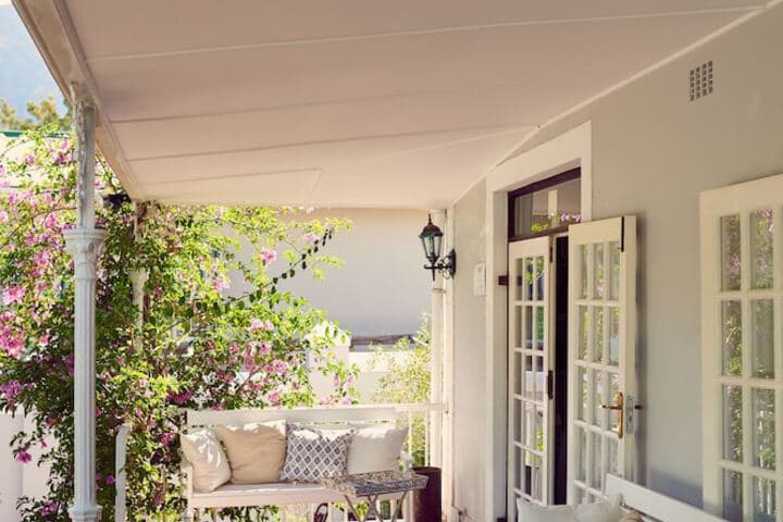Corner House Residence photo 3