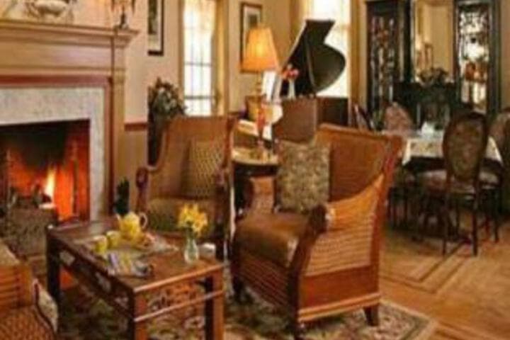 The Lafayette Inn photo 4