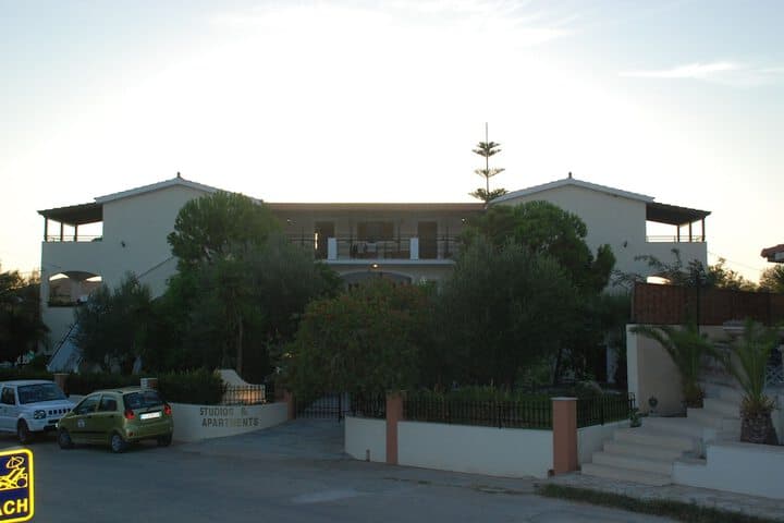 Barbara Studios & Apartments photo 4