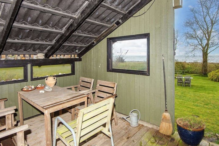 6 Person Holiday Home in Grenaa photo 4